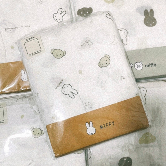 日本🇯🇵𝗠𝗶𝗳𝗳𝘆紗巾(啡色卡紙)